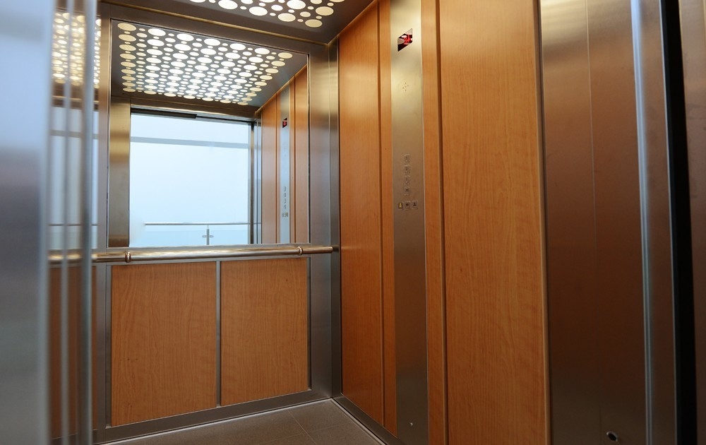 Proteja el edificio con paneles compuestos de aluminio PVDF. Solución definitiva para la construcción contemporánea.