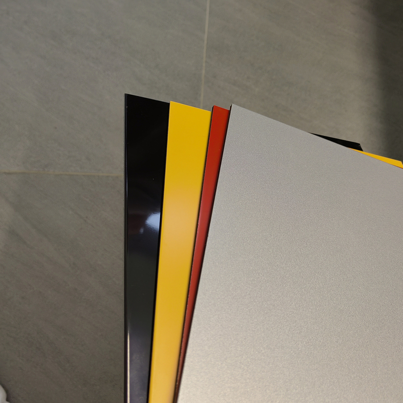 Panel compuesto de aluminio PVDF con núcleo irrompible y acabado de superficie brillante