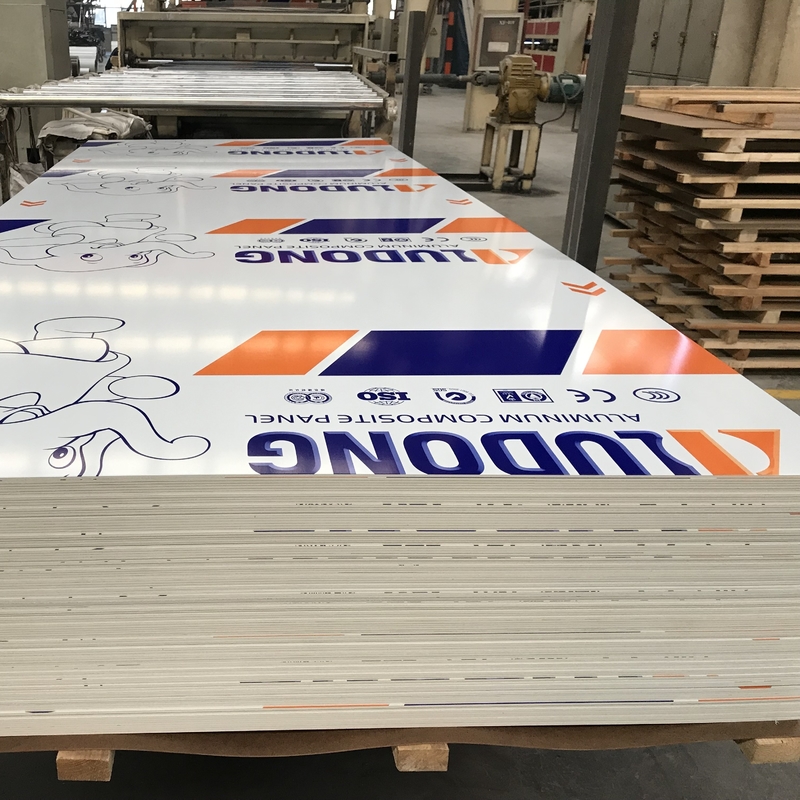 Panel compuesto de aluminio de dibujo a prueba de fuego para ventanas de paredes de cortinas