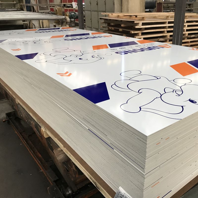 CE/SGS certificó B1 ACP ignífugo de 3 mm, nanorrevestimiento, peso ligero para fachadas de edificios de gran altura