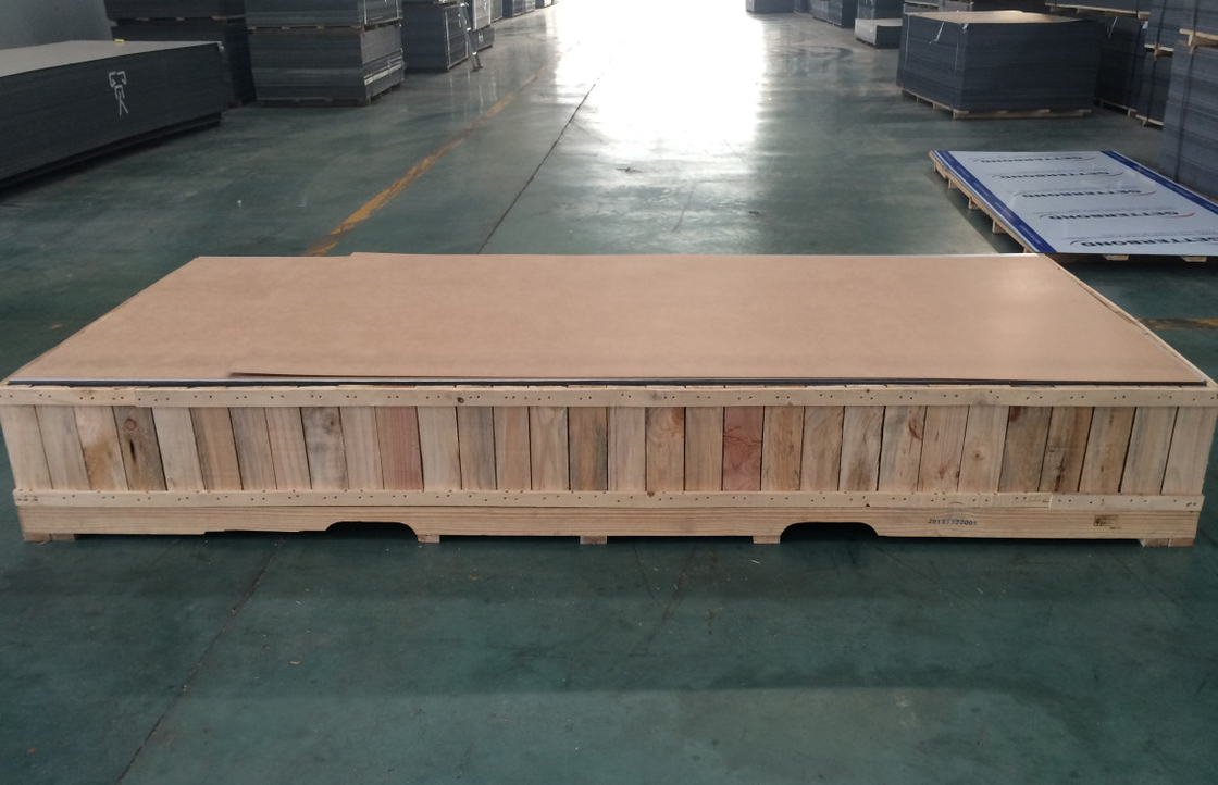 Panel compuesto de aluminio de acabado de molino para decoración exterior / interior de edificios ligero y versátil