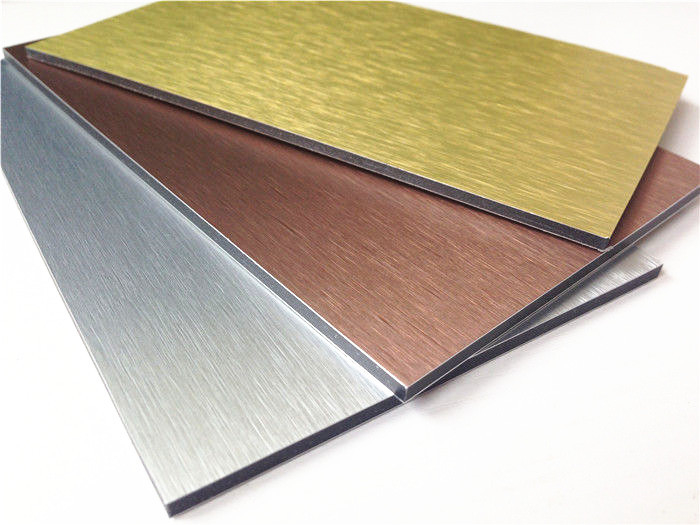Panel de aluminio compuesto PVDF resistente a los rayos UV y a las condiciones meteorológicas para aplicaciones de revestimiento exterior
