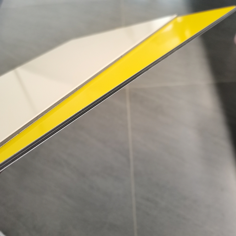 1220*2440*4*0.21mm PVDF Panel de aluminio compuesto ACP / Acm Para paneles de pared y decoración exterior