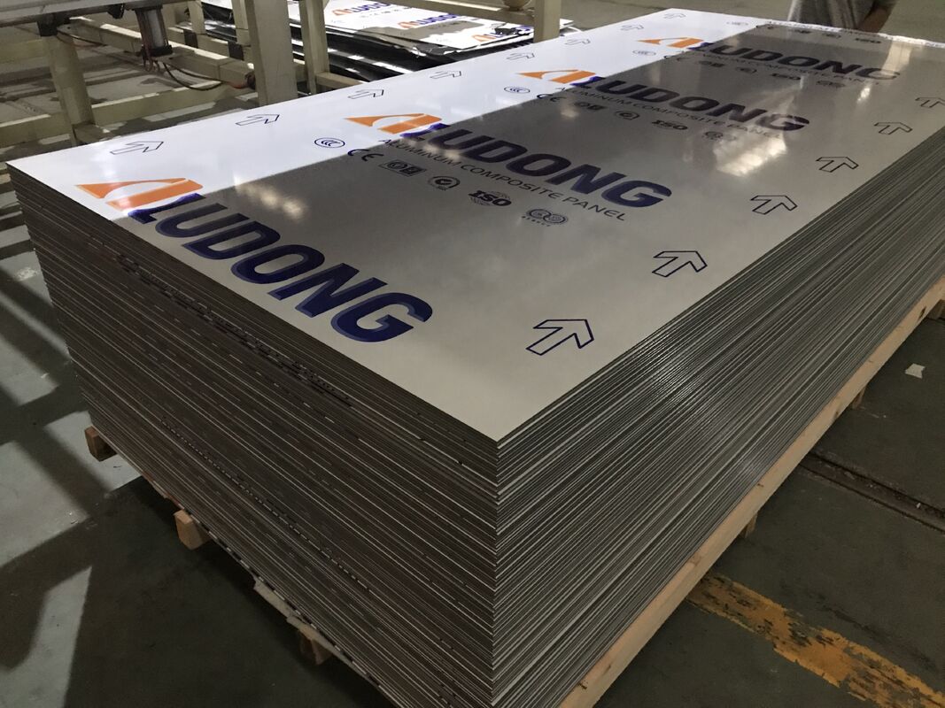 Panel compuesto de aluminio PE de calidad griega para letreros y decoración de interiores