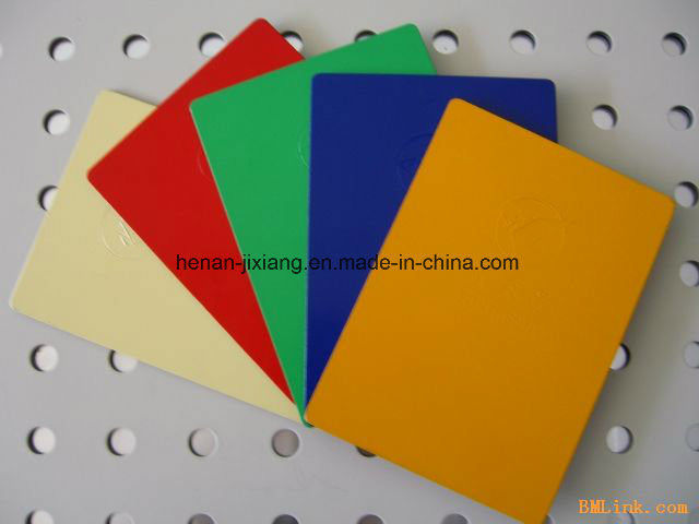 Panel compuesto de aluminio de venta caliente 4x8 pies PVDF PE recubierto a prueba de fuego de peso ligero personalizado disponible para decoración interior exterior