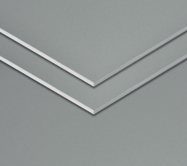 A2 B1 Panel de aluminio compuesto resistente al fuego 4 mm PE/PVDF recubierto de hoja ACP