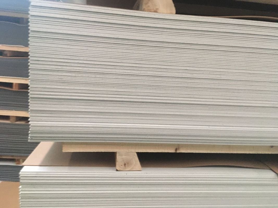 Panel de aluminio compuesto de dibujo de acero acrílico ACP para paneles de cartelería de revestimiento de paredes de cortina de refugio interior