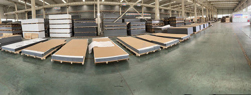 Tamaño máximo alcanza 2000 * 6000mm Panel de aluminio compuesto Solución definitiva para sus necesidades de construcción