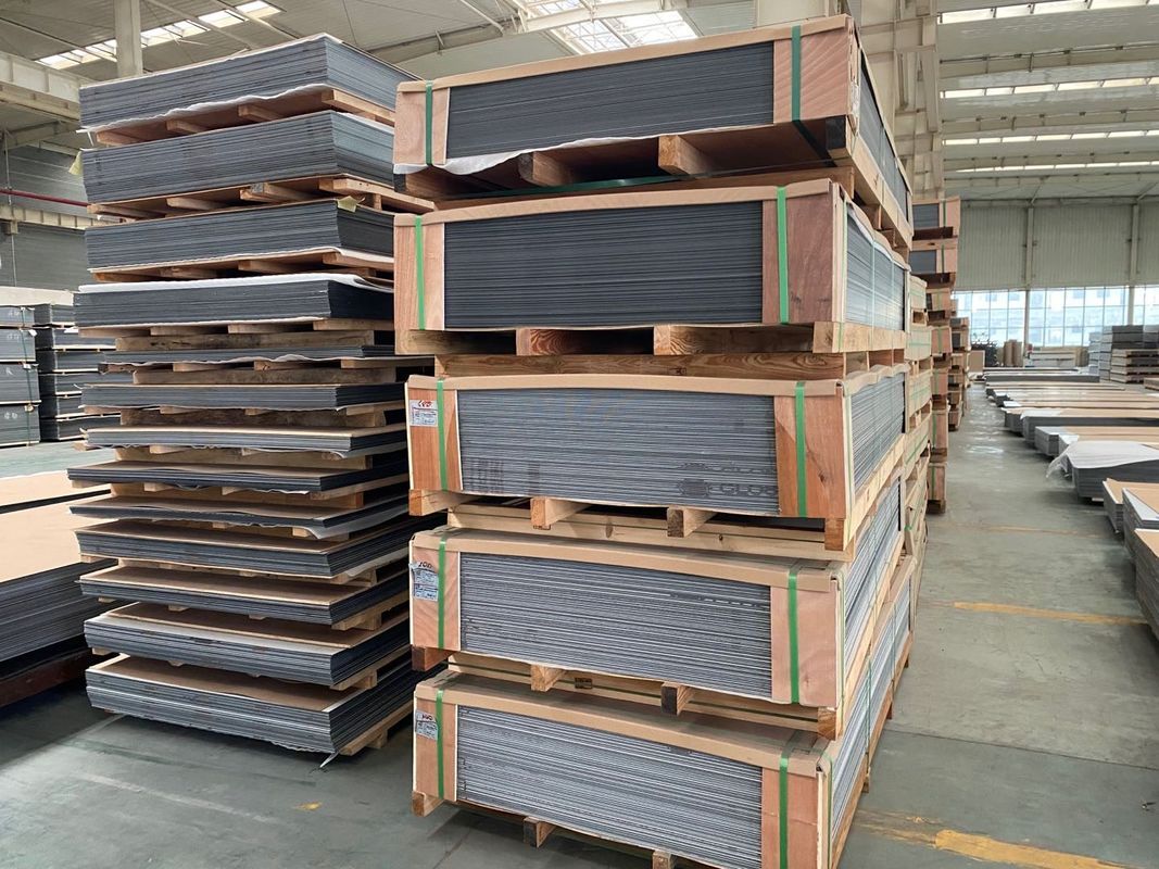 Tamaño máximo alcanza 2000 * 6000mm Panel de aluminio compuesto Solución definitiva para sus necesidades de construcción