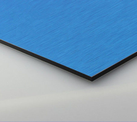 Panel compuesto de aluminio cepillado de 5 mm, acabado anodizado, resistente a los rayos UV para la pared del aeropuerto
