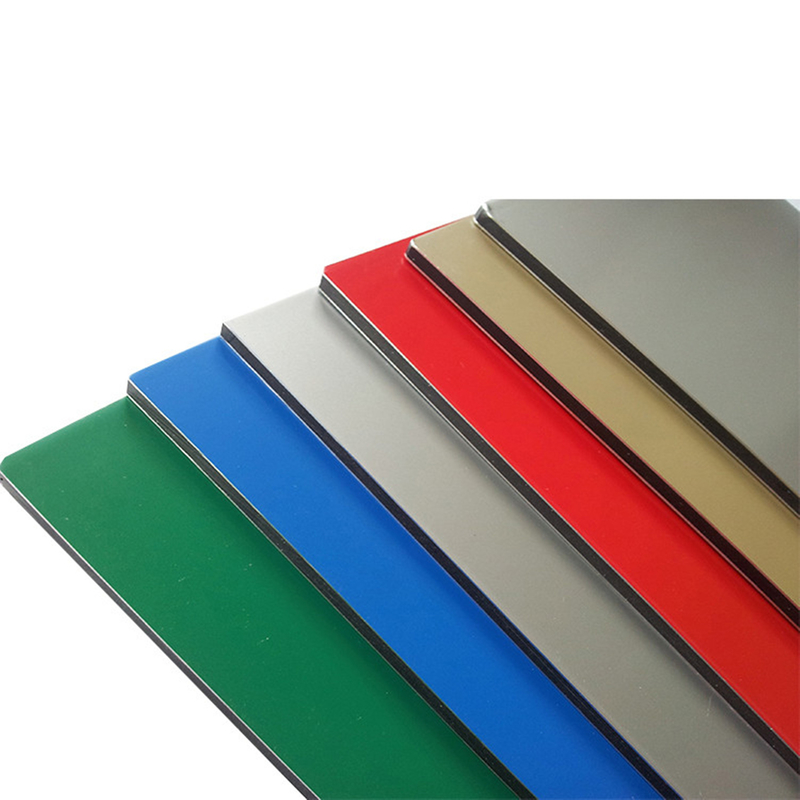 Panel compuesto de aluminio de revestimiento PVDF de 25um-30um para fachadas de edificios modernas y elegantes