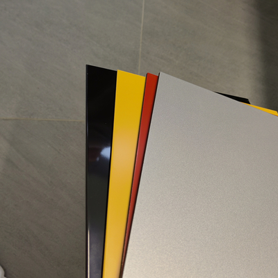 color brillante compuesto de aluminio del panel 2440m m de 3m m PE para la señalización