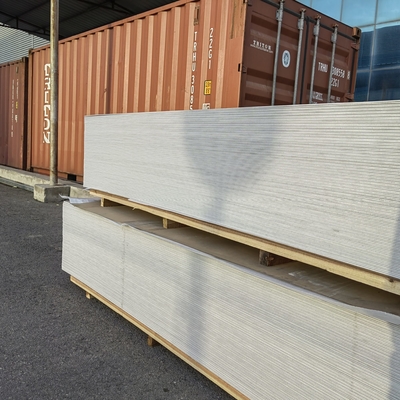 Panel compuesto de aluminio a prueba de fuego para la construcción contemporánea ligero y resistente al fuego