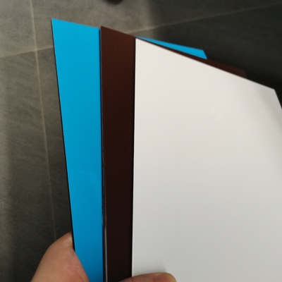 El panel compuesto de aluminio de 1500*3200 PE para los materiales de Builldding resiste a la prueba
